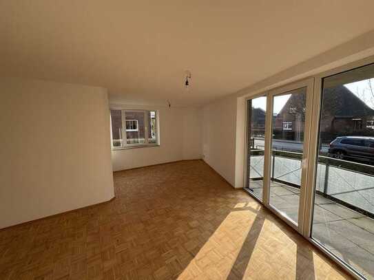 Individuelle 3-Raum-Hochparterre-Wohnung mit geh. Innenausstattung mit Balkon und EBK
