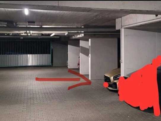 Garagenstellplatz Garage Stellplatz + Abstellkammer Motorrad 16m2