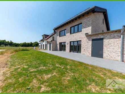 + 5PLUS + NEUBAU + 4-ZIMMER-MAISONETTEWOHNUNG MIT GARAGE + LOGGIA IN RUHIGER WOHNLAGE VON JÜLICH +++