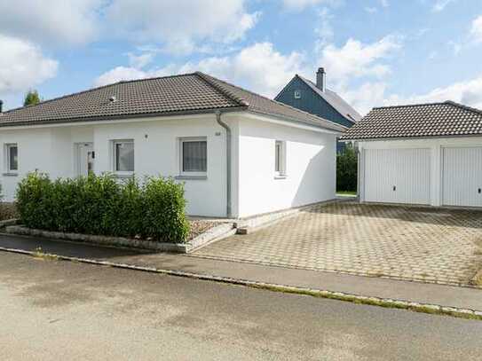 Modern, bezugsfertig und perfekt gelegener Bungalow auf sonnigem Eckgrundstück!