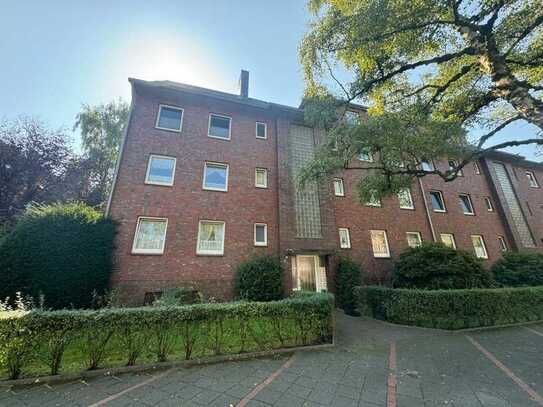 TOP LAGE! 
3-Zimmer Wohnung Nähe Rathaus zu vermieten!
Frei ab November!