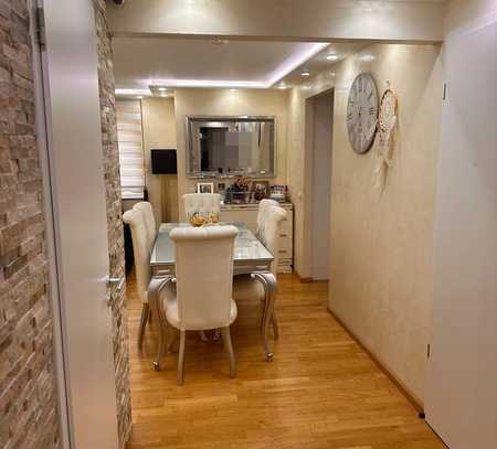 Luxuriöse Erdgeschosswohnung mit Garten in Weil am Rhein!