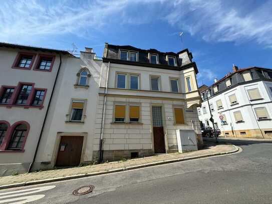 Mehrfamilienhaus in Bamberg Berggebiet (Sanierungsobjekt)