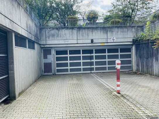 Tiefgaragenstellplatz zu vermieten