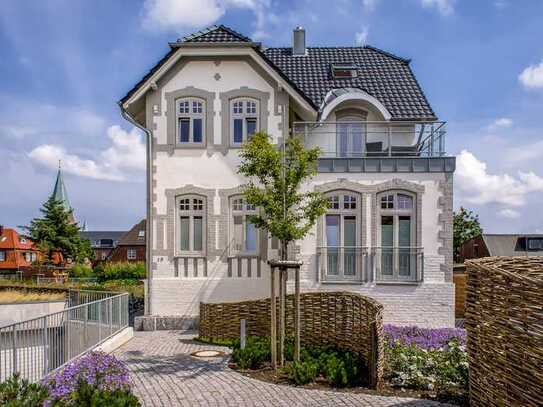 Modernes Dachstudio in einer historischen Bäderstil-Villa in Top-Lage von Westerland