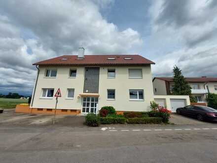 Besichtigungen ab 25. März - Neuzenlache - Modernisierte 3-Zimmerwohnung mit Wintergarten und Garage