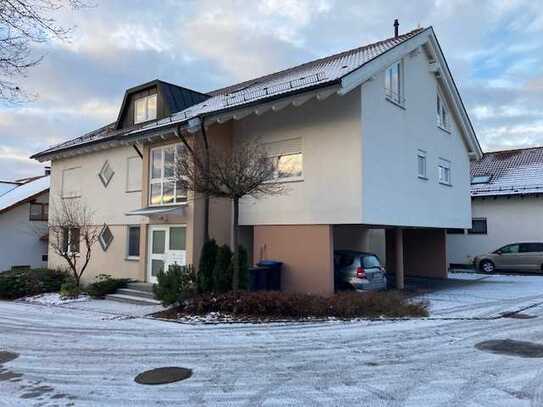 Helle, attraktive 3-Zimmer-Erdgeschosswohnung mit Terrasse und Gartenanteil in Gärtringen