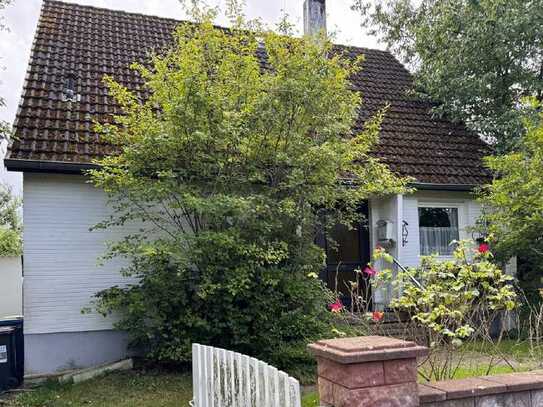 Einfamilienhaus auf großem Grundstück in Hamberge