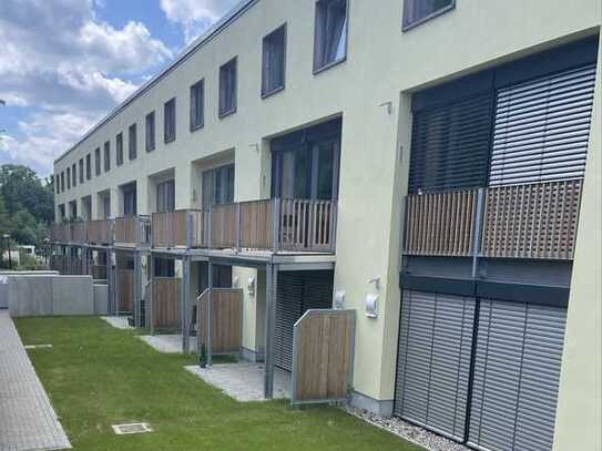 Neuwertige 2-Zimmer-Terrassenwohnung in Schwerin