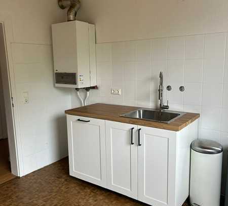 Renovierte 4 Zimmer Altbauwohnung am Ludgeriplatz, Balkon+Küche