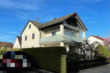 Wohnung mit drei Zimmern und Balkon in Gersthofen