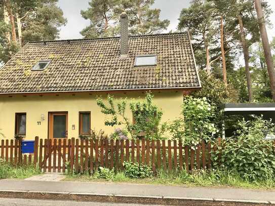 Schönes 4,5-Zimmer-Einfamilienhaus mit EBK in Berlin Kladow (Spandau)