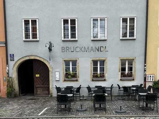 Einmalige Gelegenheit, Gastronomiefläche komplett ausgestattet in top Lage in Stadtamhof