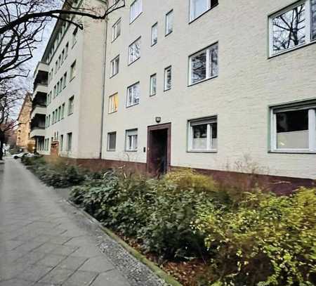 Zentral gelegene 2-Zimmer-Wohnung mit Balkon in Kudamm Nähe