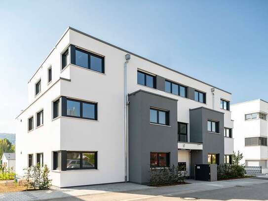 Moderne 3 1/2-Zimmer-Penthauswohnung mit großer Dachterrasse, EBK und TG-Platz mit Wallbox