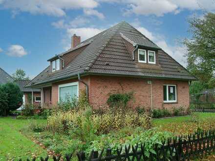 Gepflegtes Einfamilienhaus 
mit 6 Wohnräumen in bevorz. Wohnlage von Brunsbüttel