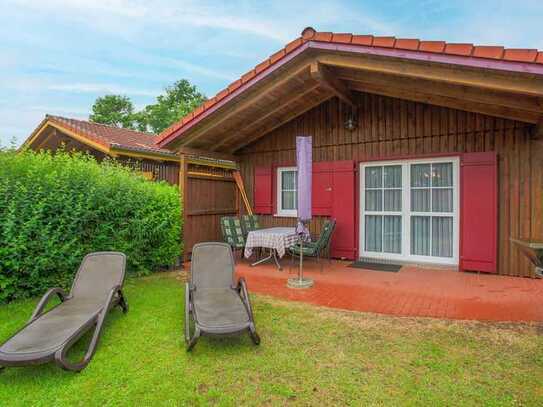 Schickes Ferienhaus in idyllischer Lage mit Marinazugang am Jabelschen See