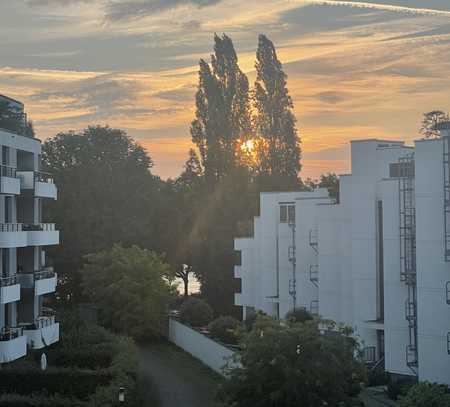 Untermiete! Geschmackvolle 2-Raum-Wohnung mit gehobener Innenausstattung mit EBK in Köln Bayenthal