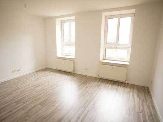 +++ saniertes Appartement mit Einbauküche und PKW-Stellplatz am Fuße des Kaßbergs +++