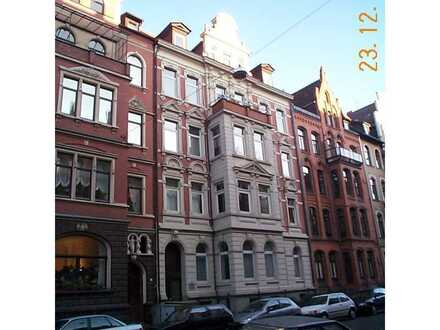 Yorckstraße: Elegante Stadtwohnung in herrschaftlichem Altbau