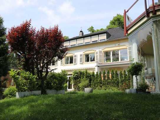 Luxuswohnung mit Terrasse in Aachen Süd ab dem 01.06. zu vermieten