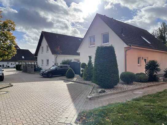 Erstbezug: exklusives und geräumiges Haus mit 5 Zimmern in Gleidingen