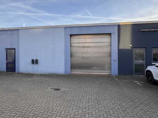 Halle zu vermieten – 200 m² mit WC, Duschen & Aufenthaltsraum