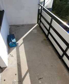 3-Zimmer + Balkon mitten in Langenfeld