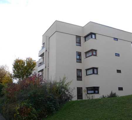 4-Zimmer Wohnung mit Balkon am Zollberg. Ideal für Familien!