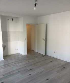 Ratingen: modernisierte 1,5 Zi.-Wohnung mit Balkon