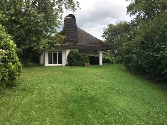 Bad Lippspringe/Schlangen - Ortsrandlage - großer freistehender Bungalow