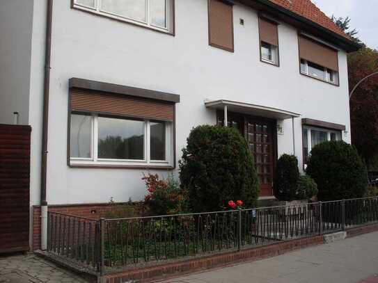 Freundliche helle 2,5 Zimmer EG-Whg in HH-Bergedorf mit ca. 60m²