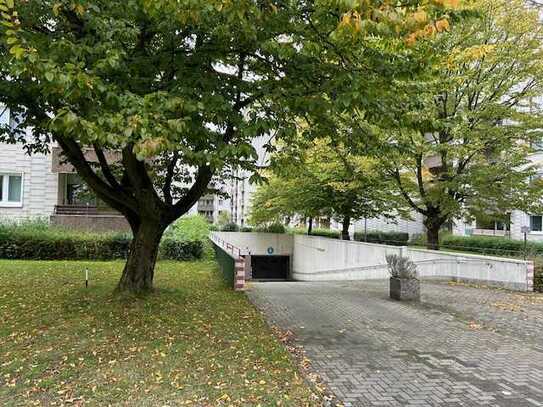 Tiefgaragenplatz zu vermieten, nähe Entstation Sieker