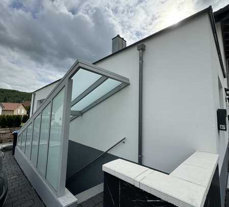 Modernisierte 2-Zimmer-Wohnung mit eigener Terrasse & Stellplatz im Neubaugebiet/Geislingen-Eybach