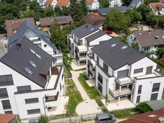 Sofort beziehbare, stilvolle Maisonette-Wohnung im Dachgeschoss- und Dachspitz!