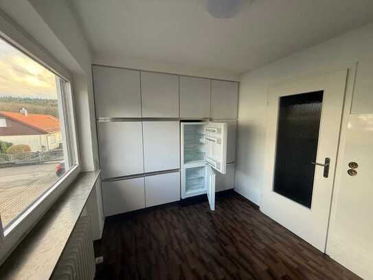 Schöne 5-Zimmer-OG-Wohnung mit Balkon und Terrasse in Grafenberg