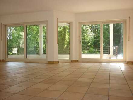 Bonn-Ippendorf, 3-Zi.-Maisonettewohnung mit Balkon/Garten in Top-Lage
