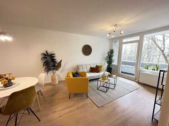 Sofort wohlfühlen! Modern renovierte 3-Zimmer-Wohnung mit Loggia und Garage