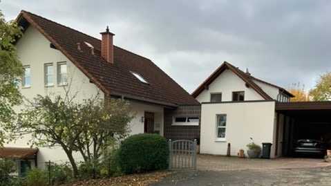 Einfamilienhaus mit Einliegerwohnung in Traumlage