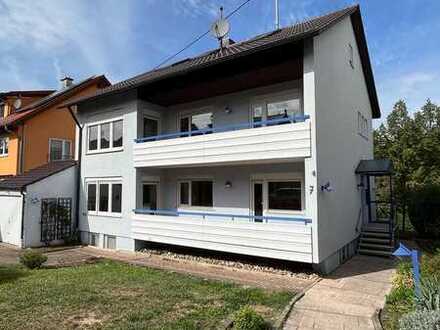 gepflegtes Zweifamilienhaus in zentraler Lage