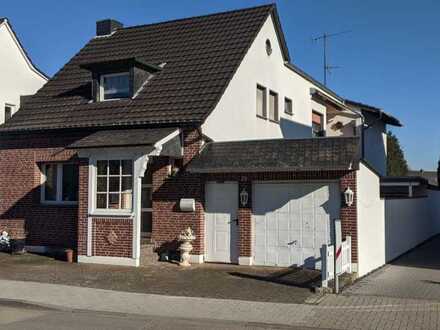 Provisionsfrei !! Ein-bzw. Zweifamilienhaus mit vielen Möglichkeiten in ruhiger Lage