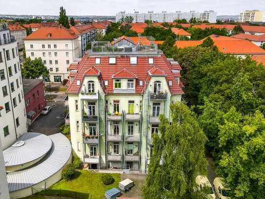 Sanierte 4-Raum-ETW in Jugendstil-Villa mit elegantem Altbauflair zwischen Uni-Viertel + Innenstadt!