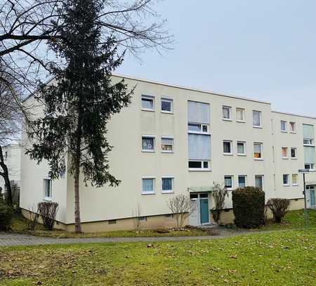 Sanierte 4-Zi-Wohnung mit Balkon und Einbauküche in Stuttgart-Freiberg