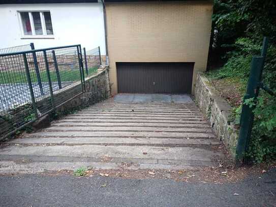 Großzügige Doppel Garage in Kassel-Brasselsberg zu vermieten