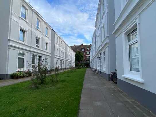 Charmante Erdgeschosswohnung mit Terrasse in bester Lage von Eppendorf