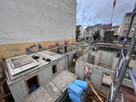 Weißensee: Berliner Allee: ERSTBEZUG im EIGENEN TOWNHOUSE - 2024: 4-Zi, 3 Etagen, TERRASSE + GARTEN