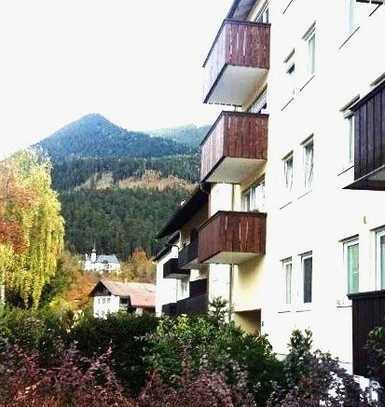 Großzügiges helles 1 Zimmer Apartment mit offener Küche und Balkon in Garmisch-Partenkirchen