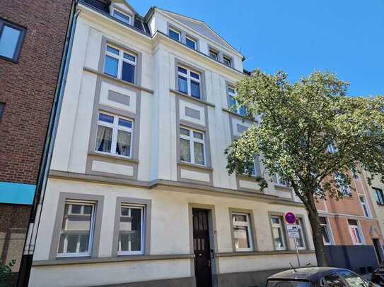 TOP-1,5 Zimmerwohnung in Düsseldorf-Gerresheim