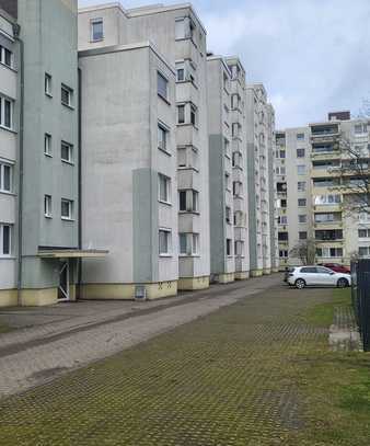 Schöne 3-Zimmer-Wohnung mit Loggia in Wolfsburg