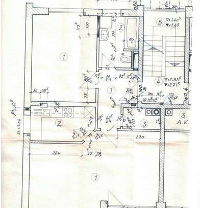 HELLE UND ATTRAKTIVE 2-ZIMMER-WOHNUNG MIT BALKON